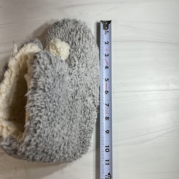 Hans & Alice Women’s Indoor Memory Foam Sweater Knit Pom Fuzzy Slipper G… - Picture 6 of 7